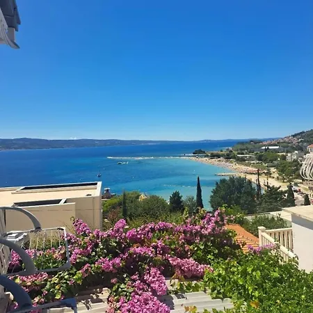 In With Sea View, Balcony, Air Conditioning, Wi-fi *