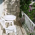 公寓 In With Sea View, Balcony, Air Conditioning, Wi-fi